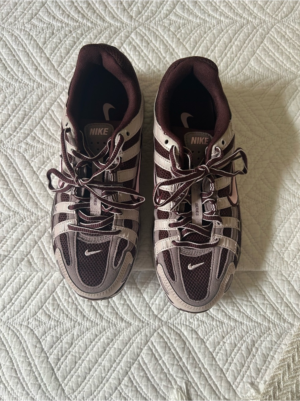 Nike Women’s Burgundy and Light Pink Athletic Sneakers P-6000 retro running shoe